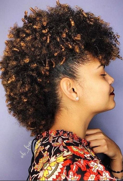 Cute and Curly Mohawks Mowhak Hairstyle, Curly Mohawk Hairstyles, Retro Curls, Curly Mohawk, Hairstyle For Women, New Natural Hairstyles, Mohawks, Birthday Hairstyles, Natural Hair Tutorials