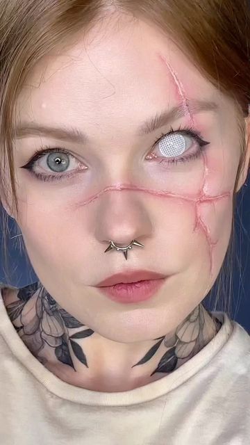 Jo Steel on Instagram: "A quick and easy scar makeup tutorial! 🖤 #makeuptutorial #makeup #halloween #sfxmakeup" Scar Makeup Tutorial, Scary Special Effects Makeup Horror, Horror Makeup Looks, Horror Halloween Makeup, Disco Zombie, Halloween Makeup Terror, Wound Makeup, Scar Makeup, Halloweenský Makeup