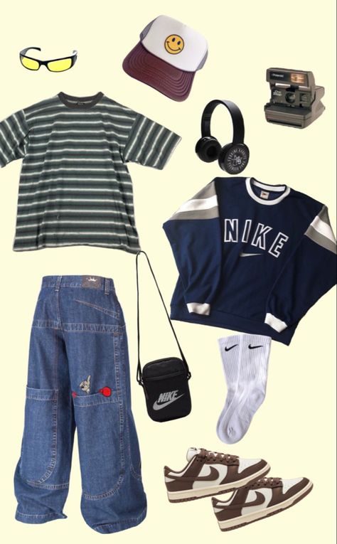 Skater Essentials, Fashion Skater, Skateboard Clothes Skater Style, Vintage Highschool Outfits, Skate Outfits Aesthetic, Skater Inspo Outfits, Skater Clothes Guy, 90s Fashion Skater, 90s Skate Style