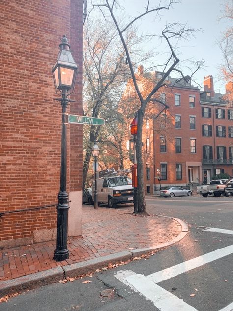 Boston Autumn Aesthetic, Newberry Street Boston, Boston Vibes, Boston Autumn, Boston In The Fall, Aesthetic Boston, Boston Aesthetic, Boston Street, Halloween Street