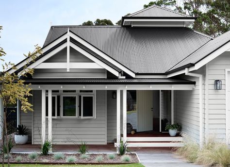 Dulux Tranquil retreat, Vivid white and Colourbond Monument Weatherboard Exterior, Exterior Paint Color Schemes, Hamptons House Exterior, Rendered Houses, Gray House Exterior, Weatherboard House, Black Roof, Gray House, Grey House