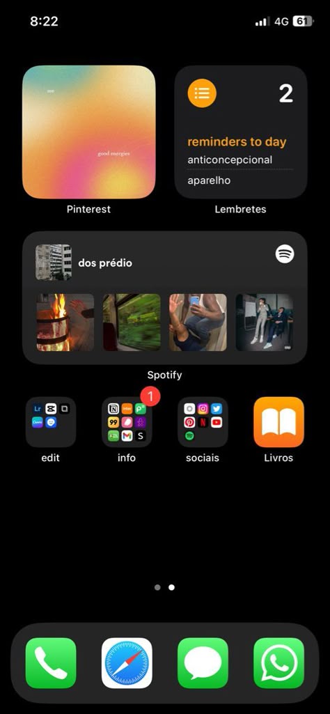 Simple Iphone Homescreen Layout, I Phone Home Screen Organization, App Organization Iphone Homescreen Ideas, What’s On My Iphone Layout, Iphone Inspo Home Screen Ios 16, Home Iphone Ideas, Iphone Screen Layout Ideas, Homescreen Organization Iphone Aesthetic, Ideas For Iphone Home Screen