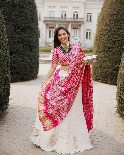 Masoom Minawala, White Lehenga, Indian Outfits Lehenga, Lehenga Designs Simple, Draping Fashion, Choli Designs, Red Lehenga, Indian Dresses Traditional, Traditional Indian Outfits