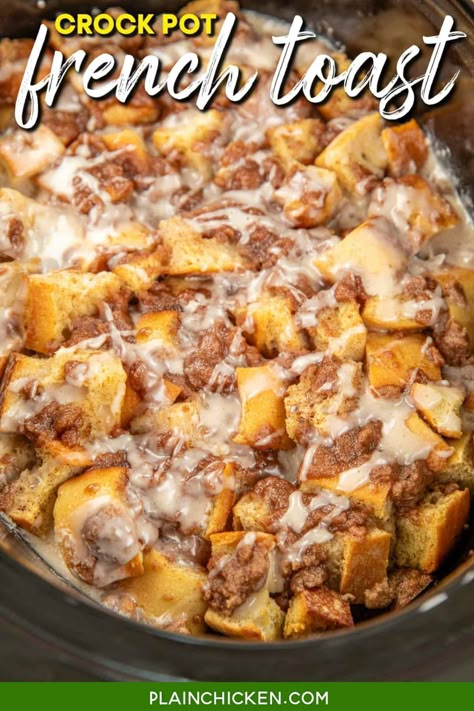 Crock Pot French Toast, Plain Chicken Recipes, Crockpot French Toast, French Toast Casserole Easy, Crockpot Breakfast Casserole, Breakfast Crockpot Recipes, Slow Cooker Breakfast, Overnight French Toast, French Toast Breakfast