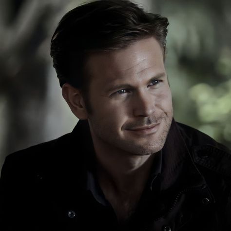 Alric Saltzman, Vampire Diaries Alaric, The Vampire Diaries Alaric, Tvd Alaric, Matt Vampire Diaries, Tvd Men, Tvdu Aesthetic, Secret Seven, Alaric Saltzman