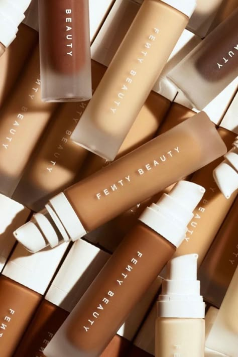 This foundation is formulated to be long-wearing and buildable, meaning you can customize the coverage to suit your needs. It has a lightweight, oil-free formula that helps to control shine and blur the appearance of pores, giving you a flawless, airbrushed look. Fenty Beauty Soft Matte Foundation comes in a range of shades to match a variety of skin tones and undertones, making it easy to find the perfect match for your complexion. Beautiful Glowing Skin, Simple Makeup Tips, Ruby Woo, French Beauty, Makeup Must Haves, Foundation Shades, Beauty Must Haves, Matte Foundation, Beauty Design