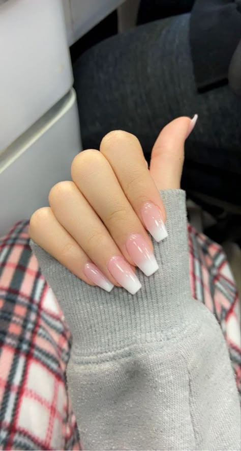 Nails White Pink Ombre, Pink Fade To White Nails, Pink White Fade Nails, Ombré French Tip Square, Pink Fade Into White Nails, Pink Fading Into White Nails, White Pink Nails Ombre, Nail Inspo Ombre Pink, Ombré Pink To White Nails