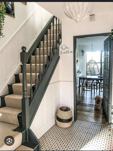 Hallway 2023, Green Staircase, Earthy House, Stairs And Hallway Ideas, 1930s House Renovation, Black Staircase, تحت الدرج, Entrance Hall Decor, Hall And Stairs