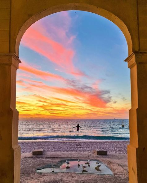 Western Australia’s Instagram profile post: “Sit back, relax and enjoy one more magical West Australian sunset ✨ Watching the sun disappear into the Indian Ocean at @destinationperth’s…” Perth Australia Beach, West Coast Australia, Australian Sunset, Australia Sunset, Sunset Watching, Best Happy Birthday Quotes, Cottesloe Beach, West Australia, Best Happy Birthday