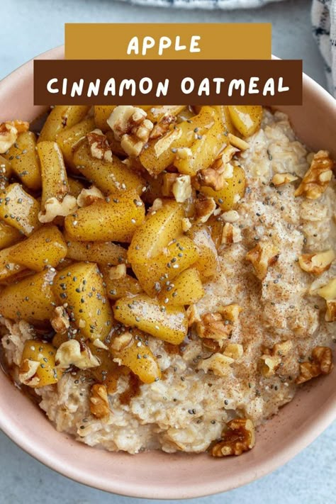 Delicious Apple Cinnamon Oatmeal is filled with cozy spices and topped with caramelized bites of tender apples. This easy apple oatmeal is naturally sweetened and makes the perfect breakfast for transitioning from summer to fall! Add nuts for the ultimate treat! Pancakes Oatmeal, Steel Cut Oats Recipe, Apple Pie Oatmeal, Oatmeal Yogurt, Oatmeal Toppings, Cinnamon Breakfast, Healthy Oatmeal Recipes, Apple Cinnamon Oatmeal, Apple Breakfast