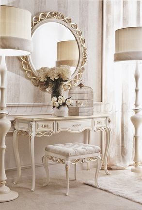 Classic Bedroom Furniture, Classic Bedroom Design, Classic Furniture Design, Luxury Bedroom Furniture, Classical Furniture, Italian Interior Design, Italian Interior, Casa Vintage, Classic Bedroom