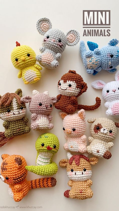 Crochet Keychain Animals Free Pattern, Small Crochet Dolls Free Patterns, Crochet Animal Keychain Free Pattern, Crochet Monkey Pattern Free Easy, Small Amigurumi Free Pattern Animals, Small Amigurumi Pattern, Mom Crochet Gifts, Keychain Amigurumi Free Pattern, Crochet Baby Animals