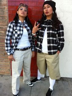 Seeking parallels between two fashion trends – Quirky & Black Educator Chola Costume, Chola Party, Chola Outfit, Gangster Halloween Costumes, Gangster Outfit, Mafia Dress, Look Hip Hop, Gangster Costumes, Chica Chola