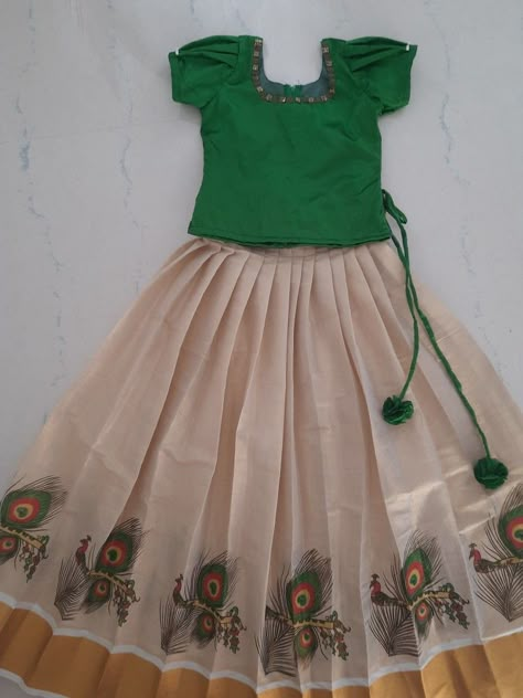 Pattupavada design Kerala Style Pattupavada For Kids, Full Skirt And Top, Long Skirt Top Designs, Pattu Pavada, Indian Dresses For Kids, Langa Blouse, Pattu Langa, Kids Lehenga Choli, Kids Party Wear Dresses