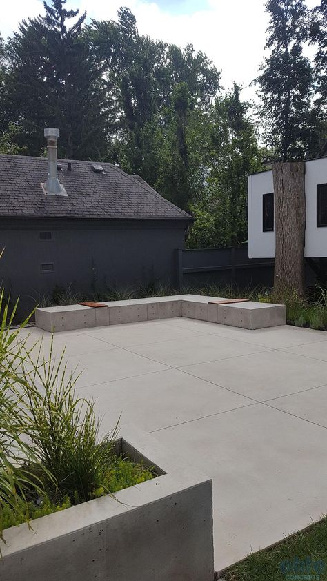 Concrete In Backyard, Earthy Backyard Ideas, Outside Concrete Patio Ideas, Cement Decks Patio, Outdoor Stamped Concrete Patio, Concrete Patio Designs Cement, Back Porch Concrete Patio, Smooth Concrete Patio, Saw Cut Concrete Patio