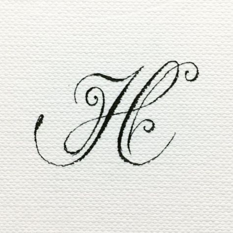 S In Cursive Fonts, Capital H Calligraphy, H Letter Aesthetic, Cursive H Tattoo, H Typography Letter, Caligraphy H, Aesthetic H Letter, H Calligraphy Letter, H Aesthetic Letter