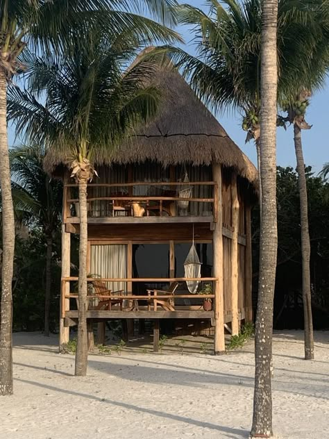 Bamboo Hut House, Bamboo Cottage, Bamboo House Bali, Cottage House Design, Bamboo Fences, Bamboo Hut, Cottage House Designs, Rainwater Collection, Hut House