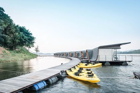 Cool Spaces: Z9 Island Resort | Visi Huts On The Water, Boat Architecture, Houses On The Water, Studio 57, Floating Architecture, Floating Homes, Floating Platform, Studio 17, Resort Architecture