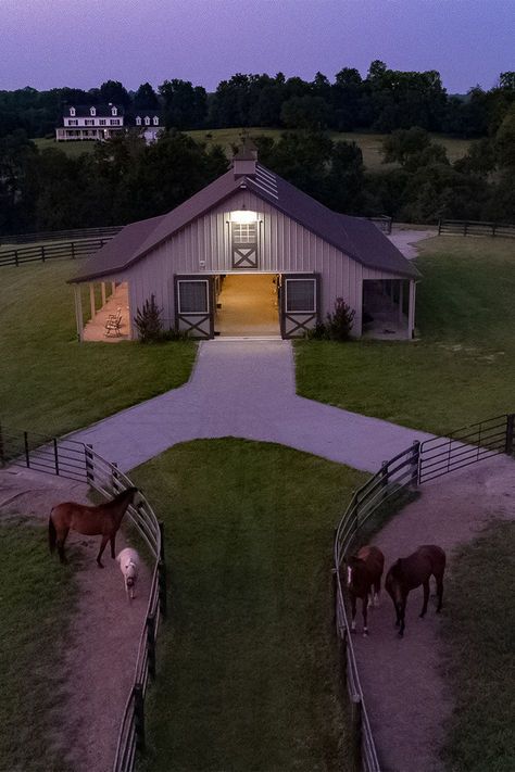 From horse barns to indoor riding arenas to pasture shelters, a Morton building is professionally built for your functional needs, your horses’ safety and your budget. Don’t settle for second best — because Morton has a quality that’s unmistakable, just like you. Plan your dream barn today with designs from a wide variety of equine building projects. Pasture Shelter, Luxury Horse Barns, Horse Stables Design, Dream Barn Stables, Equestrian Barns, Equestrian Building, Morton Building, Horse Barn Designs, Horse Shelter