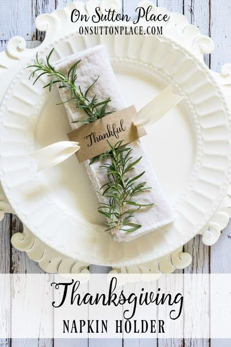 Thanksgiving Napkin Rings | Free Printable | Includes a free printable to make these easy DIY napkin rings for Thanksgiving or any family gathering! Fall Wedding Table Scapes Ideas, Place Settings Everyday Modern, Napkins On Plates, Disposable Dinnerware Table Settings, Holiday Place Settings, Thanksgiving Napkin Rings, Thanksgiving 2023, Napkin Rings Diy, Thanksgiving Napkins