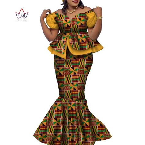 Peplum Skirt And Blouse, Skirt And Blouse Ankara, Top And Long Skirt, Ankara Skirt And Blouse, Africa Style, Afrikaanse Mode, Ankara Skirt, Crop Top And Skirt, Elegant Clothing