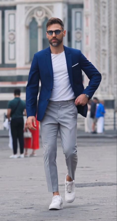 #mensfashion #mensstyle #menswear #mensoutfits #mensclothing #mensaccessories #mensootd #mensstreetstyle #menscasual #mensformal #mensfashiontips #menswardrobe #mensstyleguide #mensfashioninspo #mensfashionideas #mensfashiontrends Men Blue Suit Outfit Casual, Casual Semi Formal Outfit Men, Blue Outfit Men Formal, Outfit Saco Azul, Semiformal Outfit Men, Blue Blazer Outfit Men Casual, Grey Shirt Outfit Men, Smart Casual Blue, Outfit Con Blazer