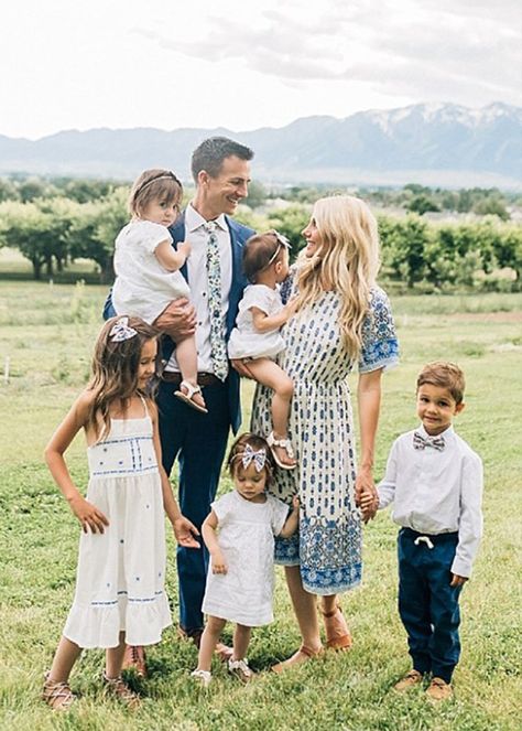 Utah Family Photographer, Dream Future, A Group Of People, Dream Family, Family Is Everything, Family Movie, Fall Family Photos, Utah Wedding Photographers, Family Photo Ideas