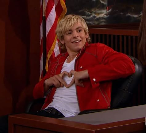 Nostalgic Disney, Ally Love, Revenge Of The Island, Austin E Ally, Austin Y Ally, Old Disney Channel, Austin Moon, 2010s Nostalgia, Finest Men