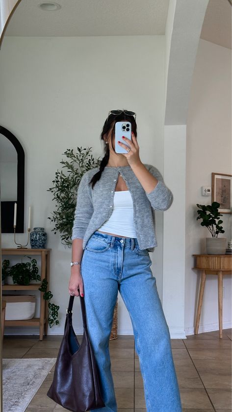 Women's Mid Rise Slouchy Jean curated on LTK Medium Washed Jeans Outfit, Outfits For Straight Leg Jeans, High Rise Wide Leg Jeans Outfit Fall, Late Summer Jeans Outfit, Styling Mid Rise Jeans, Baggy Jeans Outfit Inspo Aesthetic, Mid Rise Wide Leg Jeans Outfit, Brunch Jeans Outfit, Low Rise Jeans Winter Outfit