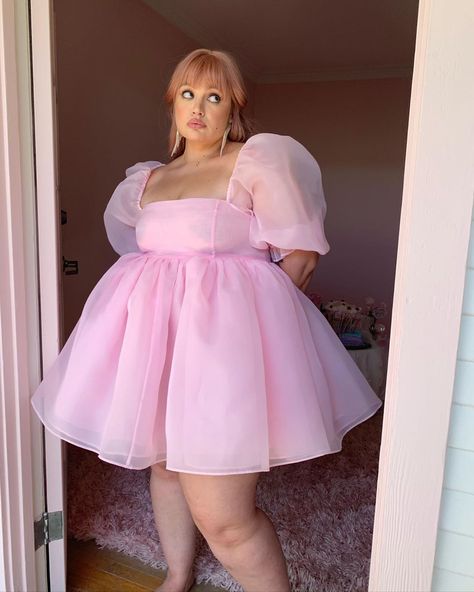 Pink Puffy Dress, Short Puffy Dresses, Hm Outfits, Pink Babydoll Dress, Dressing Table Ideas, Poofy Dress, Plus Size Cocktail, Puffy Dress, Dress With Puffy Sleeves