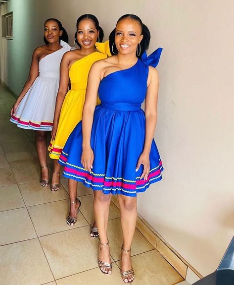 E P H R E C I A 🇿🇦’s Instagram photo: “❤️❤️❤️” | African traditional wear, Pedi traditional attire, Latest african fashion dresses Membeso Outfits, Pedi Attire, Maasai Dress, Pedi Traditional Dresses, Shweshwe Patterns, Xhosa Bride, Zulu Traditional Wedding Dresses, Sepedi Traditional Attire, Sotho Traditional Dresses