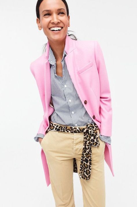 97d0145823aeb8ed80617be62e08bdccdesc35787230ri Mode Ab 50, Preppy Mode, Statement Outfit, J Crew Style, Moda Paris, Pink Blazer, Outfit Look, Work Outfits Women, Looks Style