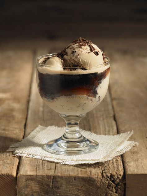 Boozy Ice Cream, Guinness Chocolate, Granitas, Boozy Desserts, Ice Cream Gelato, Chocolate Chip Ice Cream, Love Ice Cream, Ice Cream Sorbet, Ice Cream Treats