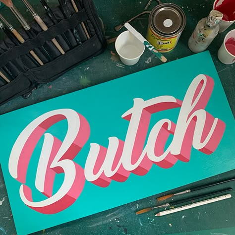 Hand Painted Typography, Sign Painting Lettering Fonts, Sign Writing Ideas, Sign Writing Fonts, Paint Lettering, Signwriting Typography, Hand Lettered Signs, Sign Design Ideas, Sign Lettering