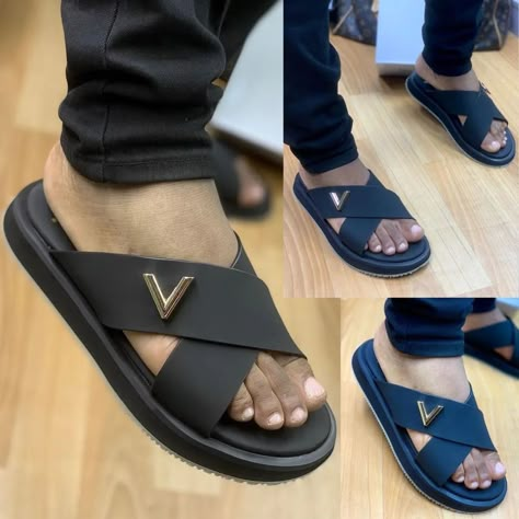 Sandal For Men Style, Palm Footwear For Men, Leather Slippers For Men Handmade, Mens Slippers Fashion Style, Male Slides, Shoe Concepts, Men Leather Sandals Fashion, Gents Slippers, Dress Styles For Men