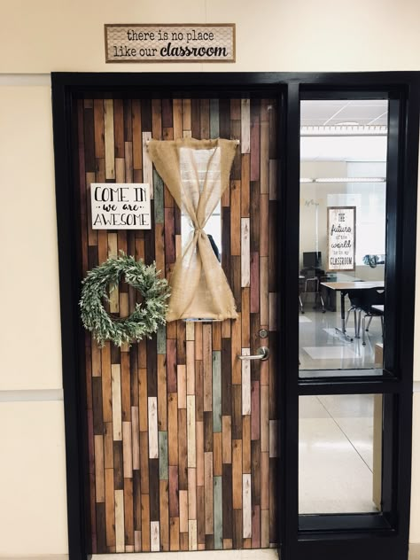 Welcoming Classroom Door Ideas, Earth Tones Classroom Decor, Boho Classroom Decor High School, Home Sweet Classroom Decoration Ideas, Antique Classroom Decor, High School Classroom Door Ideas, Boho Door Decor Classroom, Facs Classroom Decorations, Country Classroom Theme