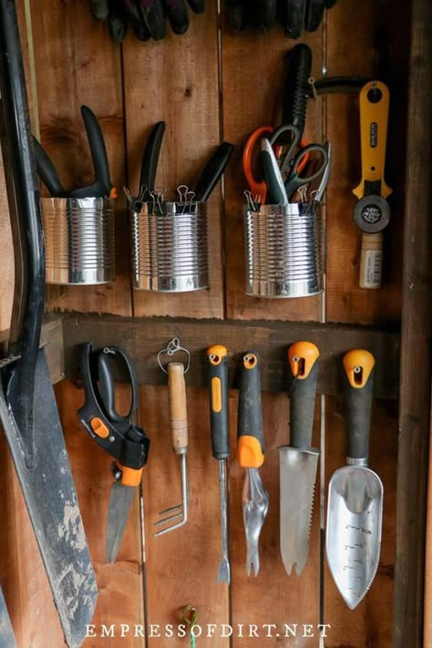 Shed On Wheels, Mudroom Garage, Garden Shed Interiors, Garage Storage Inspiration, Garden Tool Rack, Garage Mudroom, Storage Shed Organization, Garden Tool Organization, Portable Garden