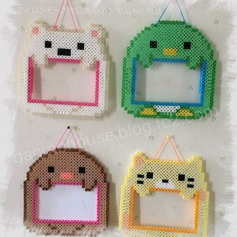 K Pop Perler Beads, Perler Bead Polaroid Frame, Bead Frames, Hamma Beads Ideas, Perler Creations, Pearl Beads Pattern, Easy Perler Beads Ideas, 3d Perler Bead, Fuse Bead Patterns