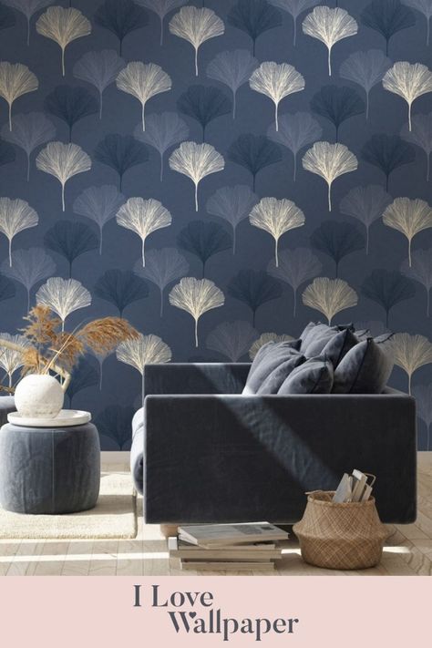 Navy and gold is such a classic colour combination that oozes elegance. Elevate your living room decor by waking up your walls with the Gingko Leaf wallpaper in navy and gold. This fanciful design will add sophistication and style to your living space. The deep blue shade provides a warm and welcoming feel to any living area in your home, especially when the light hits the metallic sheen. Style with suede, navy blue furnishings to achieve a contemporary living room. Gingko Wallpaper, Living Room Wallpaper Texture, Modern Living Room Wallpaper, Blue Wallpaper Living Room, Room Wallpaper Designs, I Love Wallpaper, Hall Ideas, Living Room Wallpaper, Wallpaper Texture