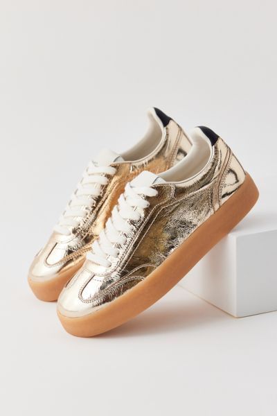 Steve Madden Tux Gold Sneaker Gold Sneakers Outfit, Gold Sneakers, Sneakers Outfit, Christmas Wishlist, Steve Madden, Urban Outfitters, Sign Up, Sneakers, Christmas