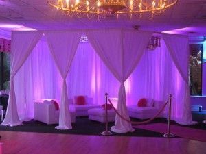 Vip Section Ideas, Vip Section, Outdoor Club, Decor Event, Lounge Ideas, Lounge Decor, Lounge Areas, Event Planning, Halloween Party