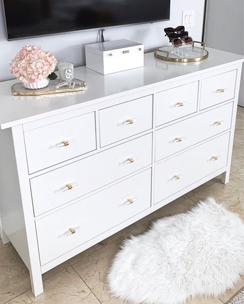 White And Gold Dresser, White Dresser Bedroom, Dresser Decor Bedroom, Home Updates, Dresser Bedroom, Dresser Drawer Knobs, Ikea Dresser, Gold Bedroom, Dekorasi Kamar Tidur