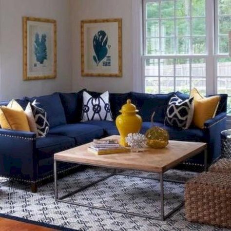 Blue Couches, Deco Rose, Yellow Living Room, Trendy Living Rooms, Brown Living Room, Blue Living Room, Living Room Flooring, Rustic Living Room, Living Room Colors