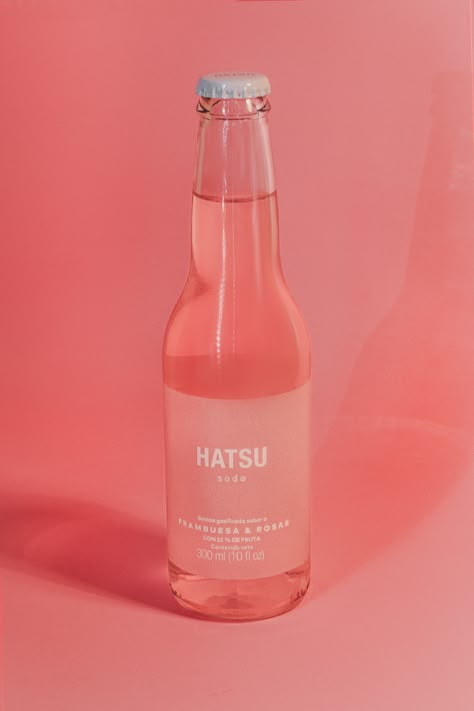 Hatsu (Soda) | Behance Soda Bottle Design, Glass Bottle Photography, Grapefruit Illustration, Aesthetic Soda, Soda Photography, Bottle Ads, Glass Bottle Soda, Glass Soda Bottles, Sparkling Water Bottle