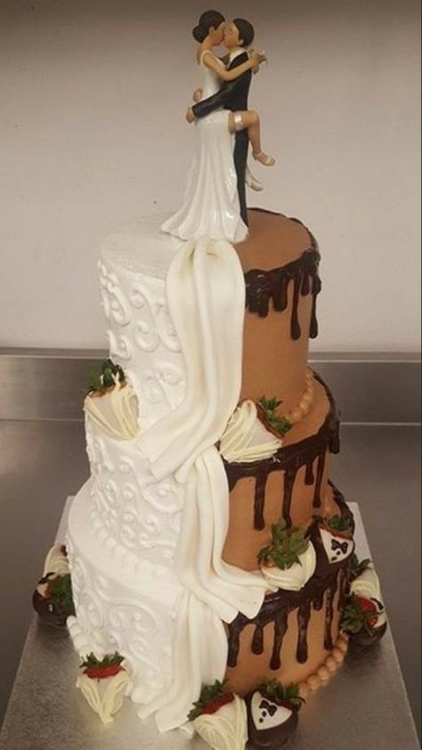 Funny Wedding Cakes, Custom Wedding Cakes, Cool Wedding Cakes, Cute Wedding Ideas, Beautiful Wedding Cakes, Wedding Goals, Wedding Cake Designs, Wedding Humor, Beautiful Cakes