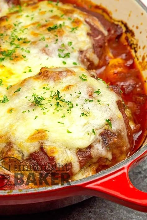 Easy Skillet Hamburger Parmesan is a quick and delicious weeknight dinner recipe Hamburger Patty Meals Dinners, Burger Patty Meal Ideas, Hamburger Patties Recipes, Quick Hamburger Recipes, Keto Hamburger Meat Recipes, Meat Patty Recipe, Good Meals To Cook, Hamburger Meat Recipes Easy, Hamburger Recipes Easy