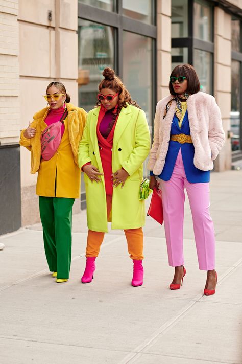 NYFW: The Best Street Style From Black Creatives Color Outfits, Fest Outfits, Color Blocking Outfits, Dopamine Dressing, Elegante Casual, Colour Blocking, Funky Fashion, Trend Style, Big Fashion