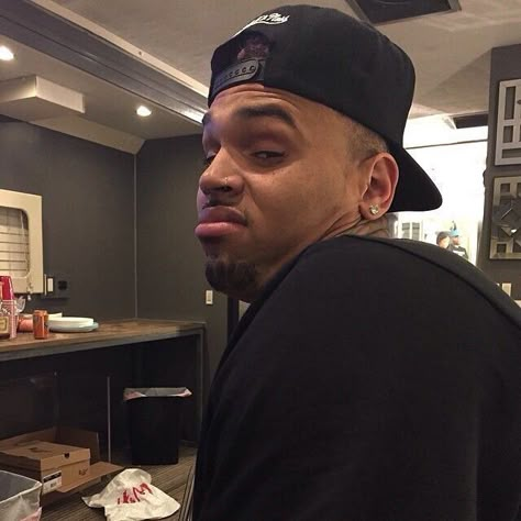 Chris Brown Chris Brown Funny, Chris Brown Pictures, Breezy Chris Brown, Current Mood Meme, Mood Meme, Mood Memes, Face Facial, Face Pictures, Foto Baby