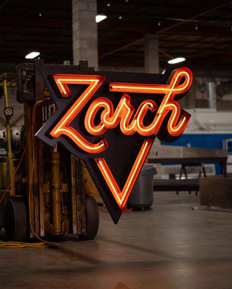 This week we installed a new neon sign for @zorchpizza at their Forest Hill location. Complete with custom copper plated channel letters, LED backer and single stoke neon lettering, it’s a perfect addition to their new location. #neon #customsigns #signs #vintageneon #fabrication #weld #metalfabrication Neon Lettering, Retro Signage, Flying Squirrels, Neon Letters, Signage And Wayfinding, Cool Signs, Neon Signage, Retail Signage, Neon Box