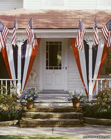 Festive Porch Display America Decorations, Red White And Blue Decorations, Patriotic Porch, Blue Bunting, Blue Decorations, Fourth Of July Decorations, Happy Birthday America, Independance Day, Forth Of July